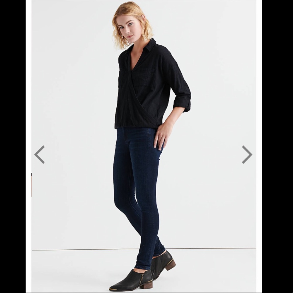 NWT- Lucky Brand Wrap Front Top- Black- M - Picture 6 of 7